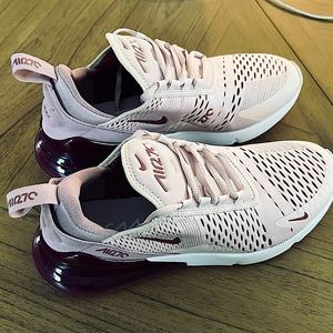 Nike Air Max 270